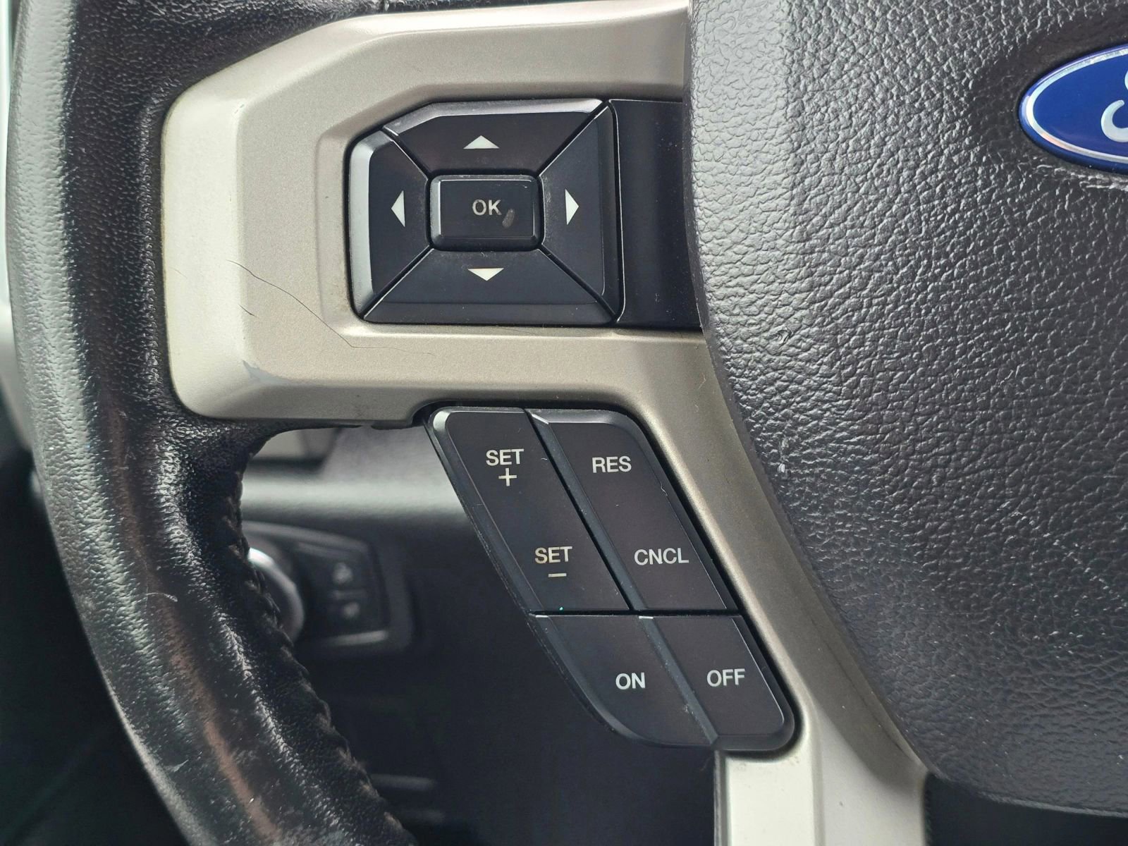 Used 2019 Ford F250 Lariat w/ Lariat Value Package AWD/4WD image 26