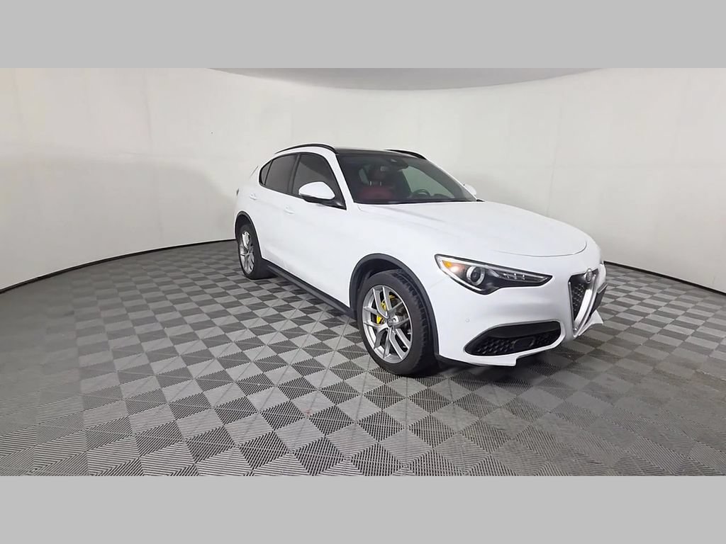Used 2018 Alfa Romeo Stelvio Ti Sport AWD/4WD image 52