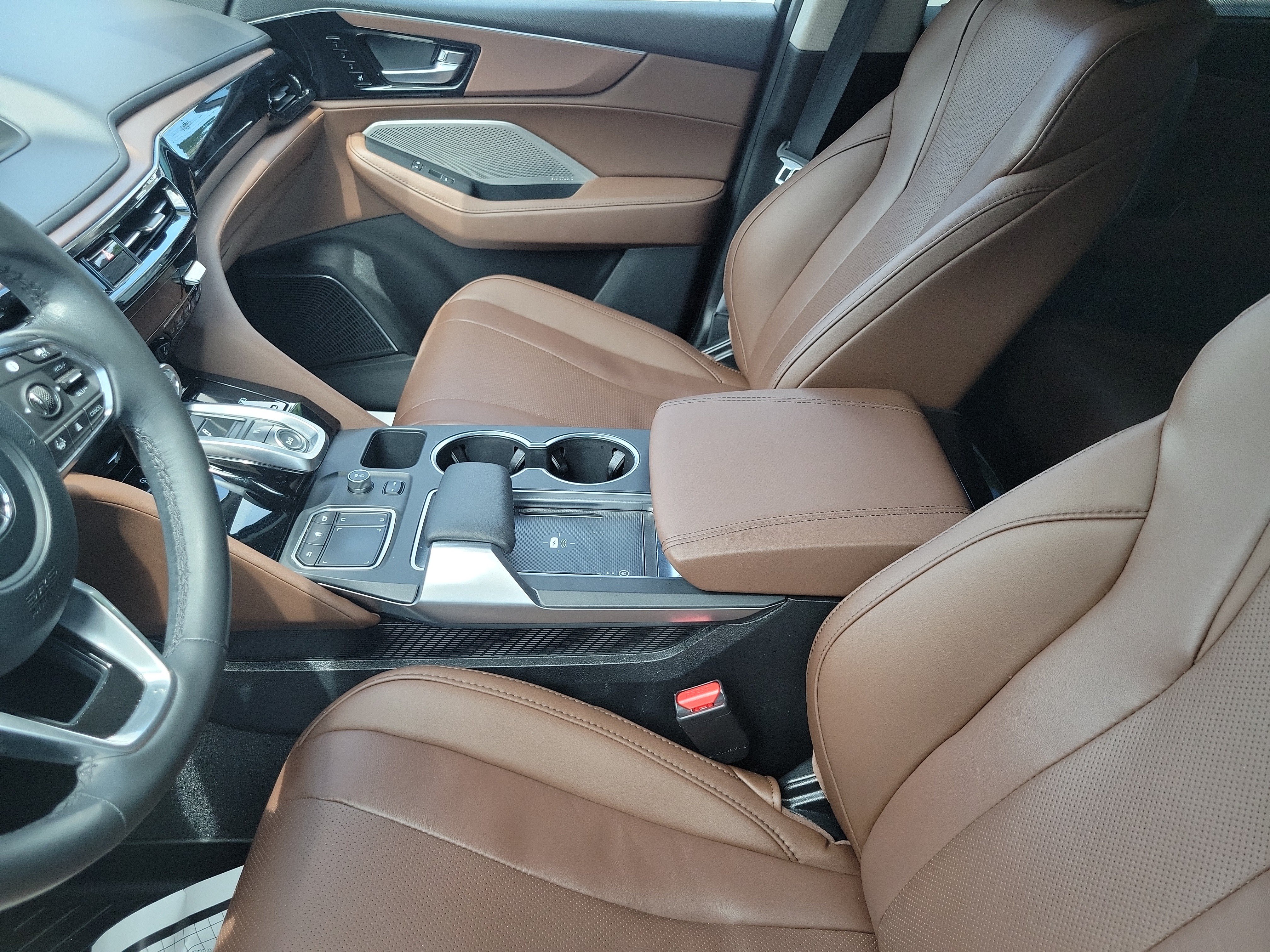 Used 2024 Acura MDX FWD w/ Technology Package image 11