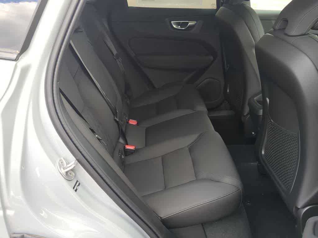 New 2026 Volvo XC60 B5 Plus w/ Protection Package Premier AWD/4WD image 19