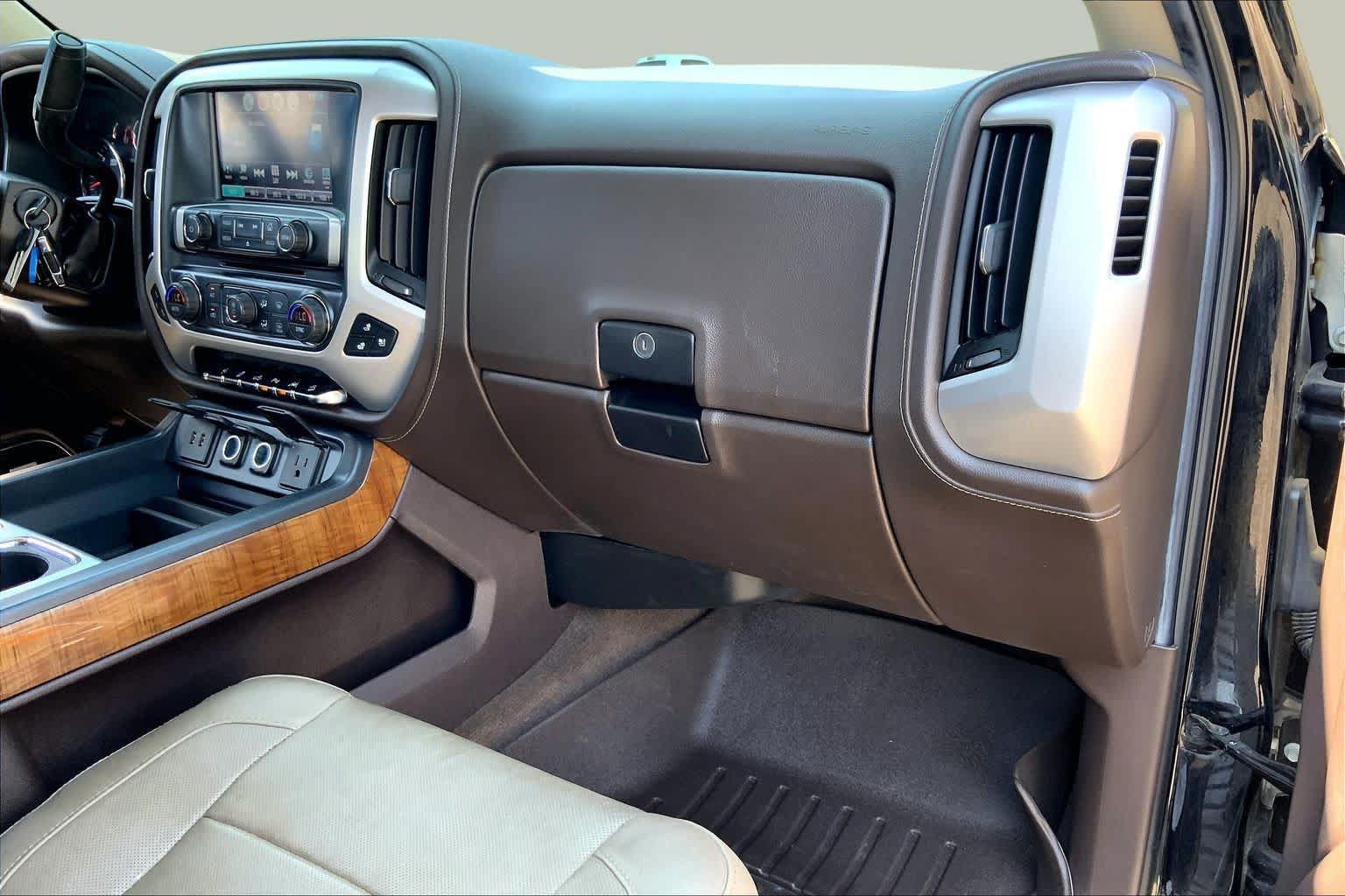 Used 2017 GMC Sierra 1500 SLT AWD/4WD image 19