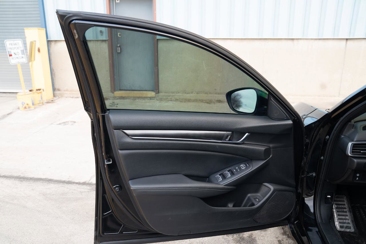 Used 2020 Honda Accord Sport image 18