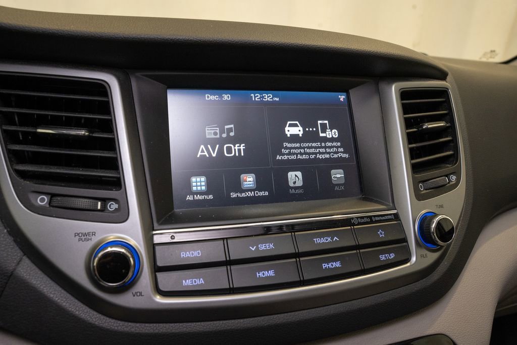 Used 2018 Hyundai Tucson Sport image 11