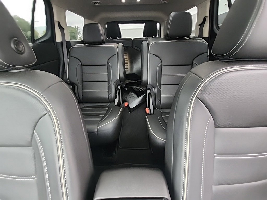 Certified 2023 GMC Acadia Denali w/ Black Diamond Edition image 25