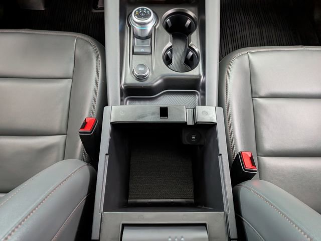 Used 2025 Ford Explorer Active w/ Active Comfort Package image 35