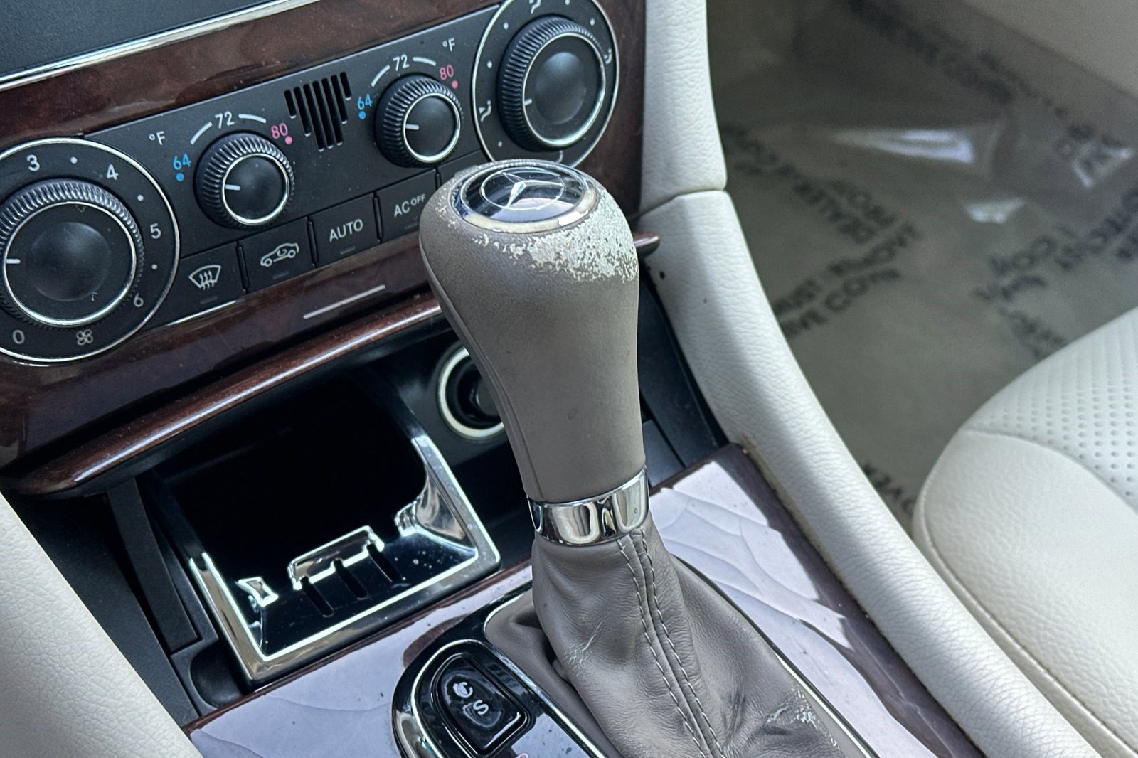 Used 2005 Mercedes-Benz C 320 Sedan image 15