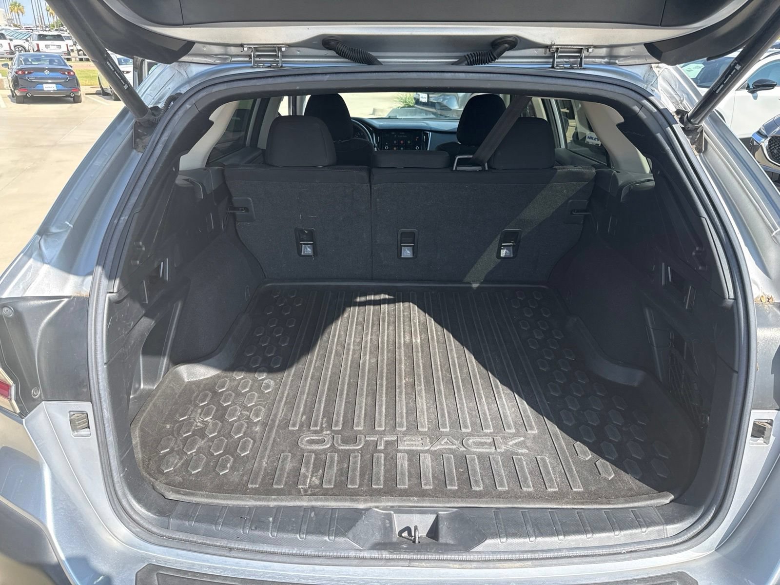 Used 2020 Subaru Outback Premium AWD/4WD image 13