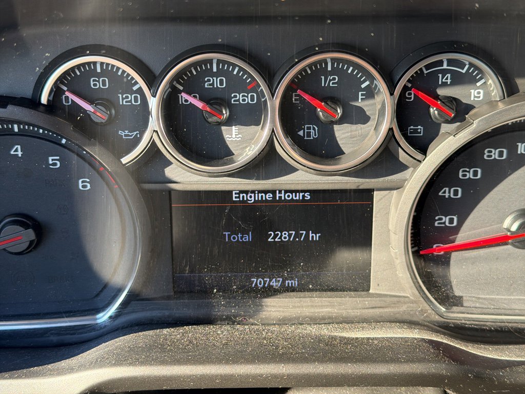 Used 2022 Chevrolet Silverado 1500 LT Trail Boss image 3