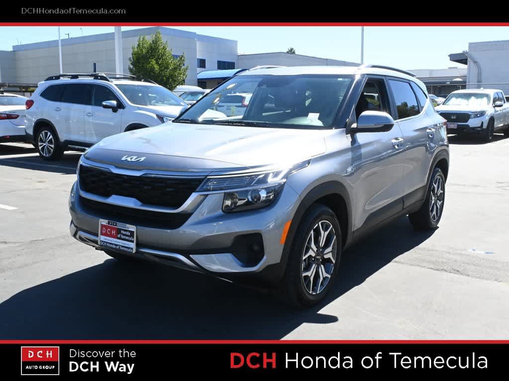 Used 2022 Kia Seltos EX AWD/4WD image 1