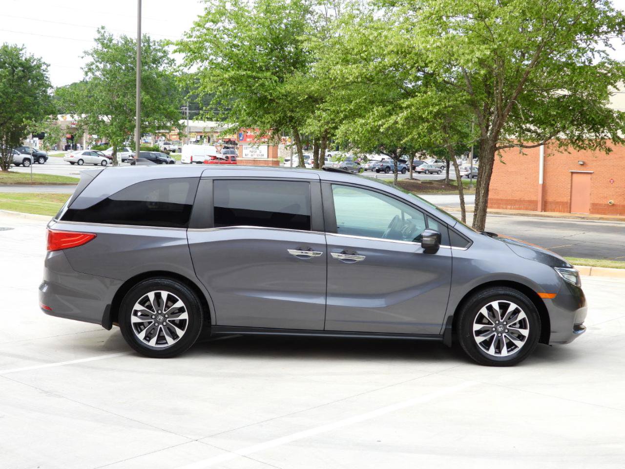 Used 2022 Honda Odyssey EX-L image 25