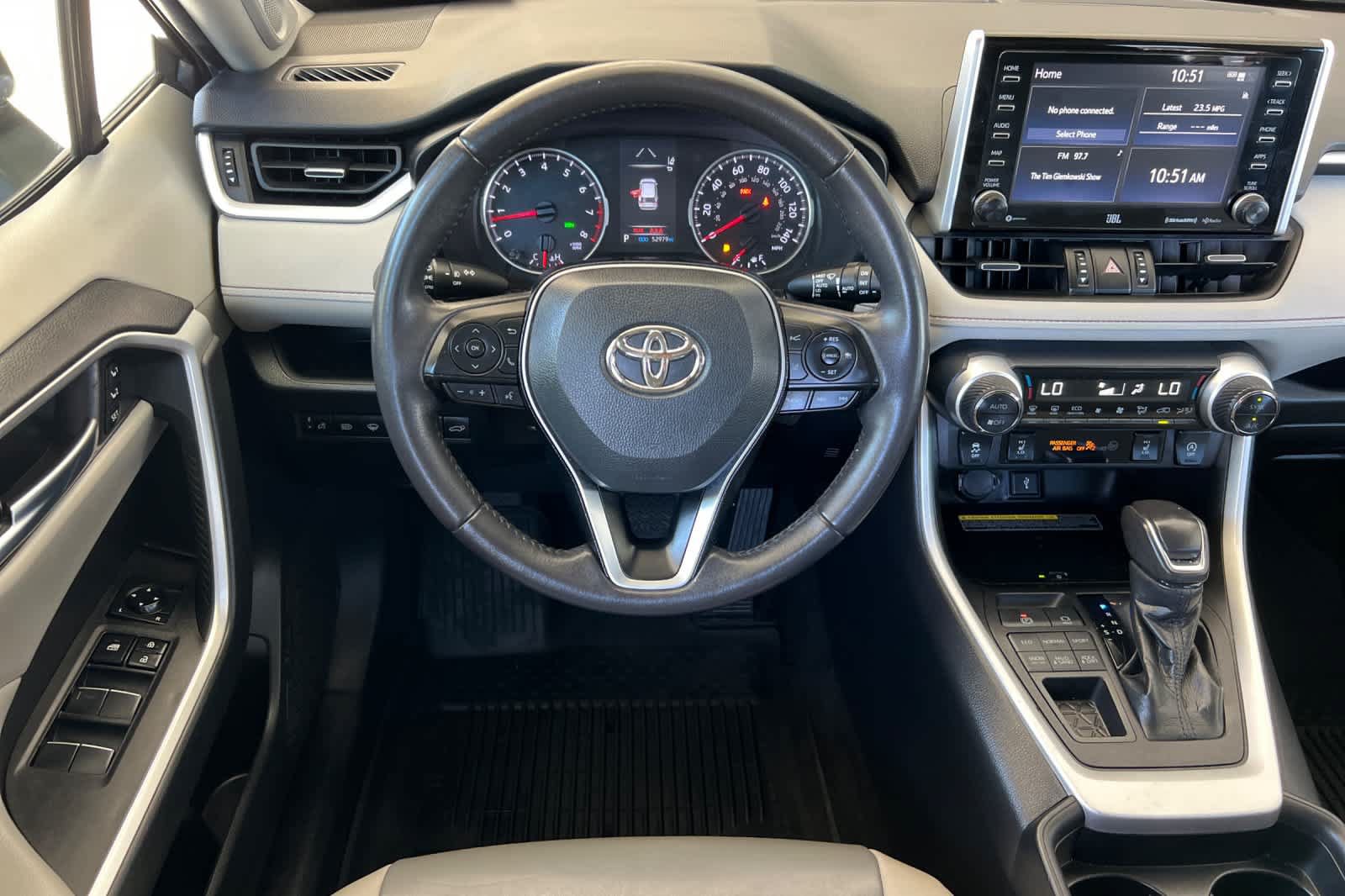 Certified 2021 Toyota RAV4 XLE Premium AWD/4WD image 15
