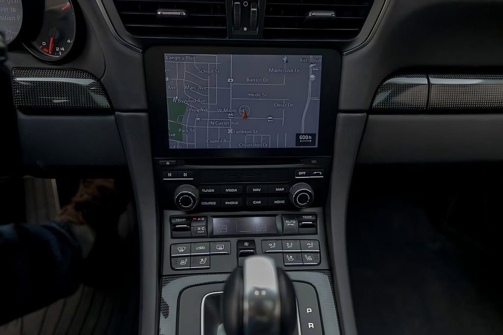 Used 2019 Porsche 911 Turbo S image 34