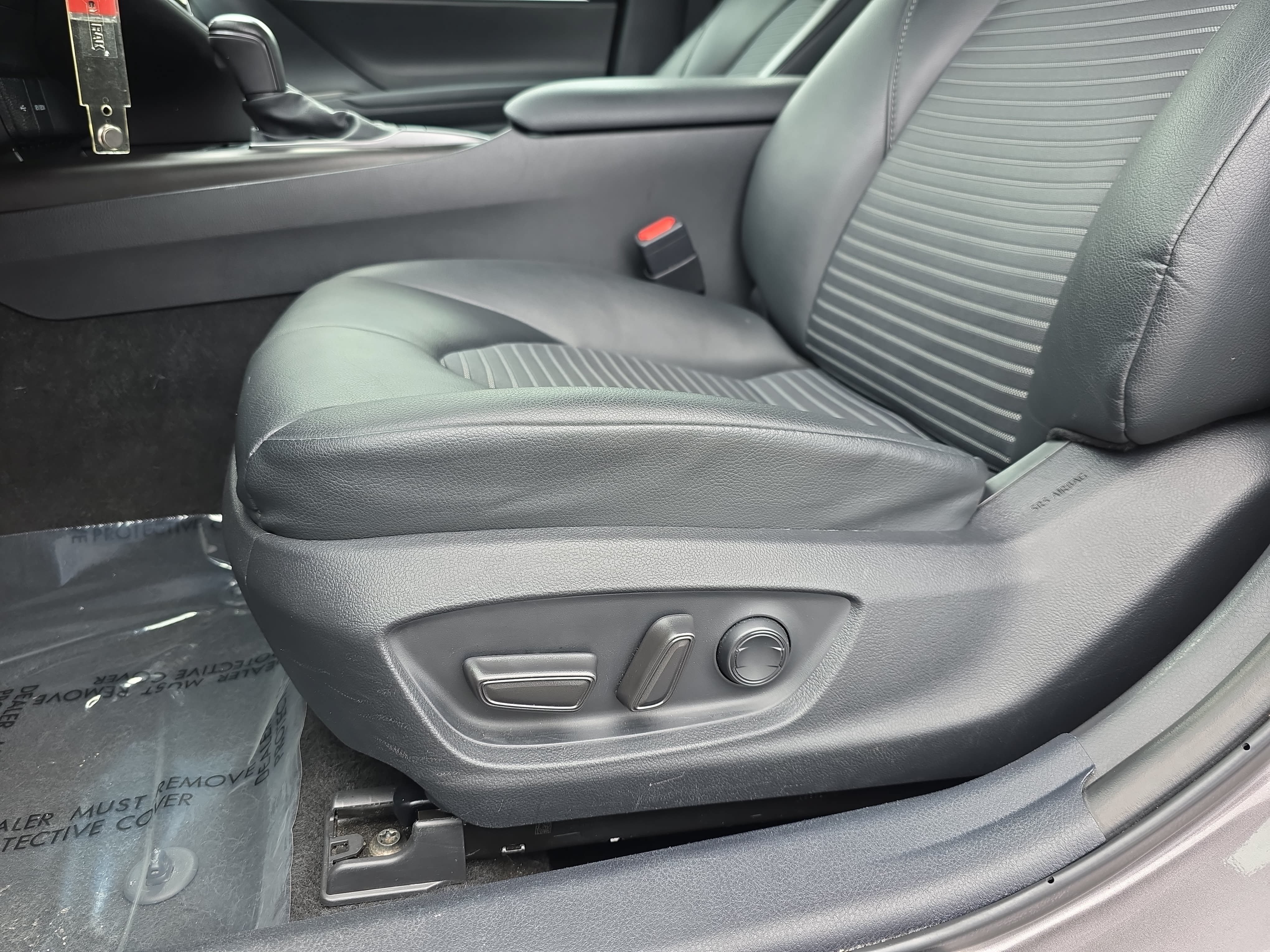Used 2024 Toyota Camry SE FWD image 26