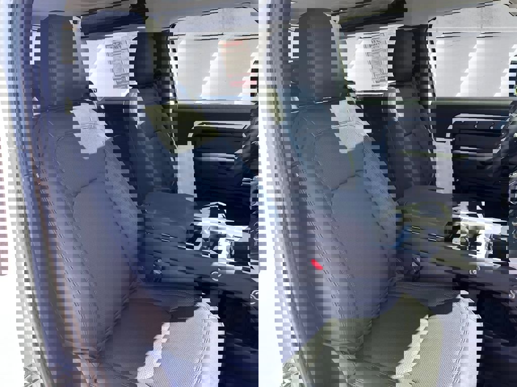 Used 2025 Land Rover Defender 90 S AWD/4WD image 14