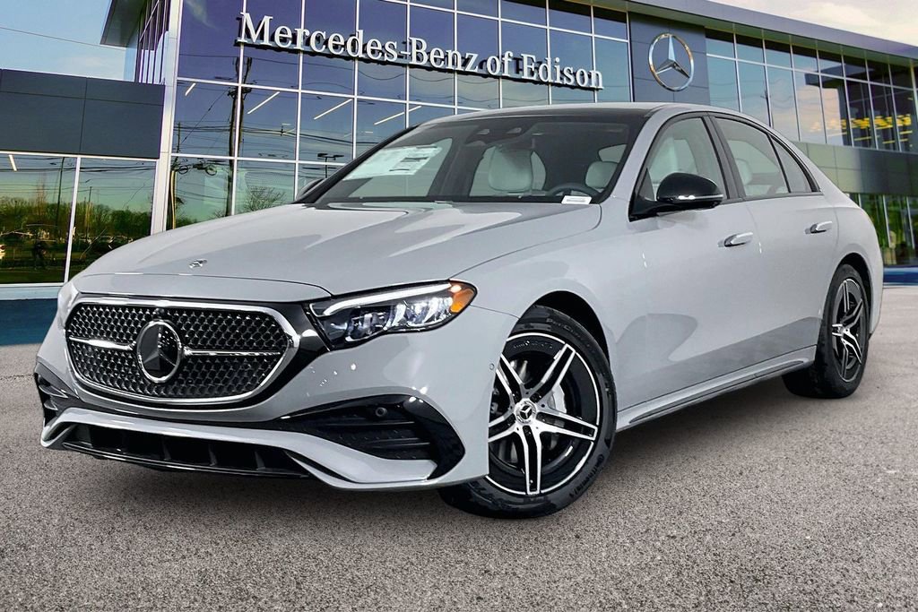 New 2026 Mercedes-Benz E 350 4MATIC Sedan image 2