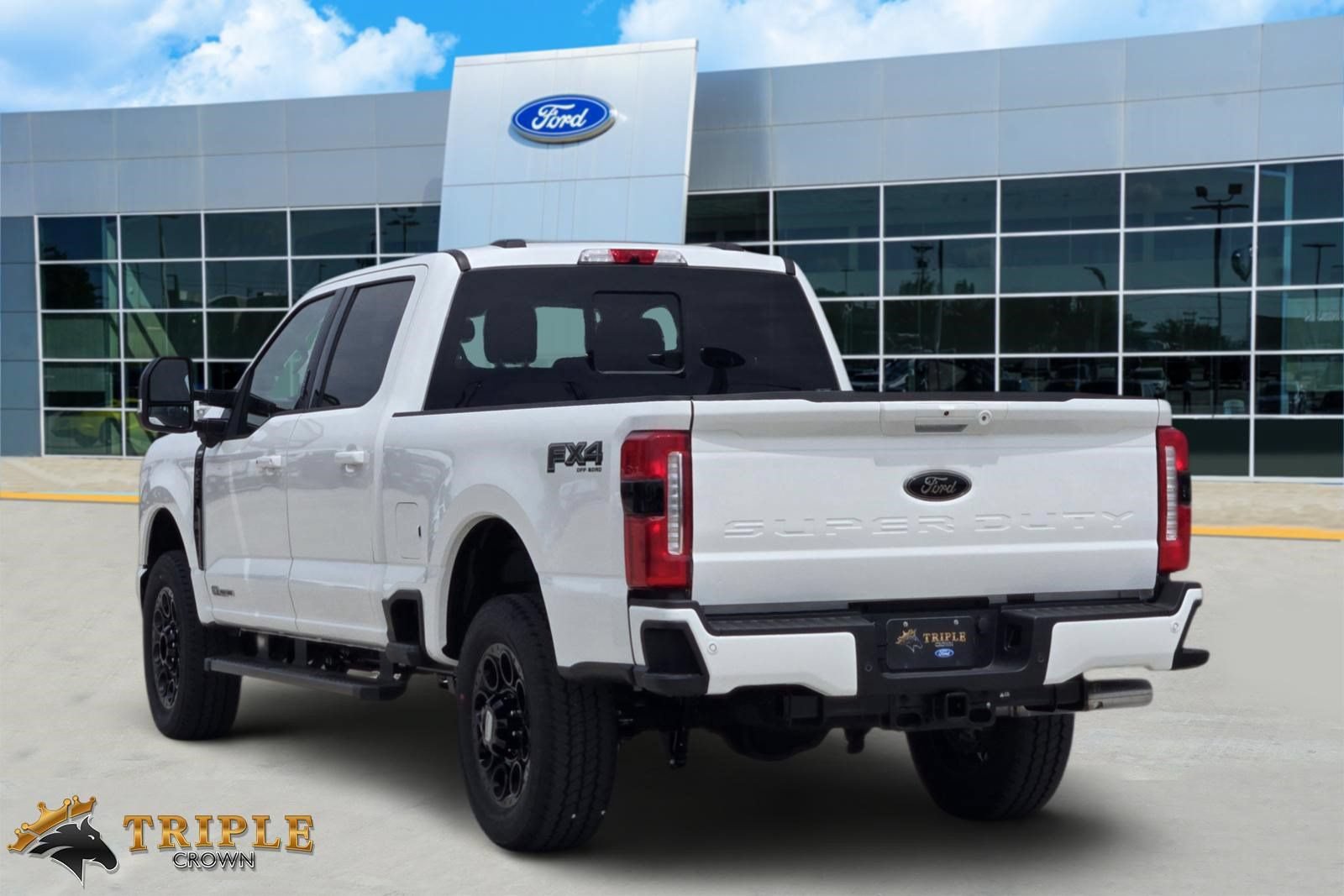 New 2026 Ford F250 Lariat w/ Black Appearance Package AWD/4WD image 4
