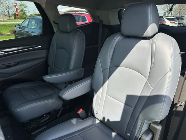 Used 2021 Buick Enclave Essence AWD/4WD image 29