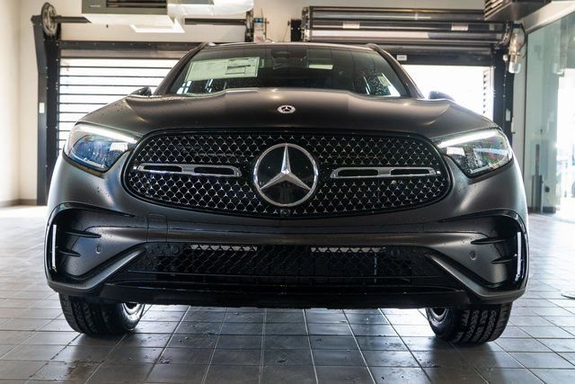 New 2026 Mercedes-Benz GLC 300 4MATIC image 2