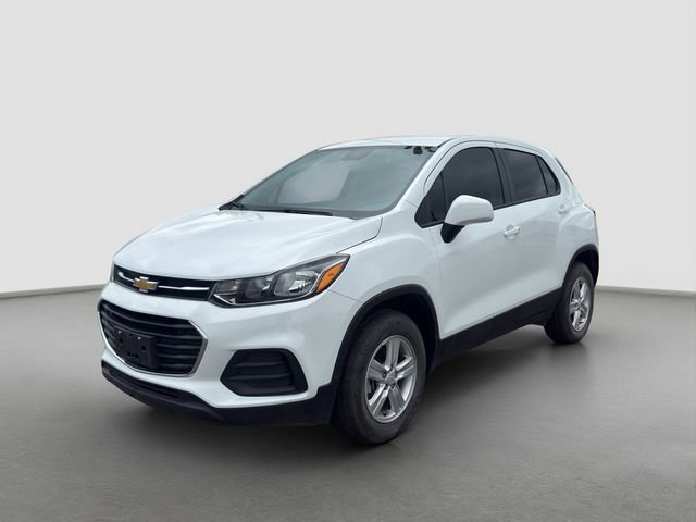 Used 2022 Chevrolet Trax LS w/ Tint and Cruise Package