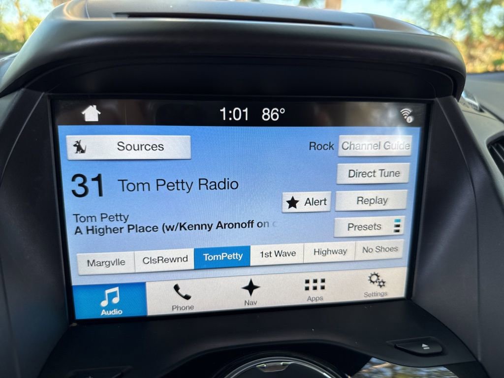 Used 2017 Ford Escape Titanium image 27