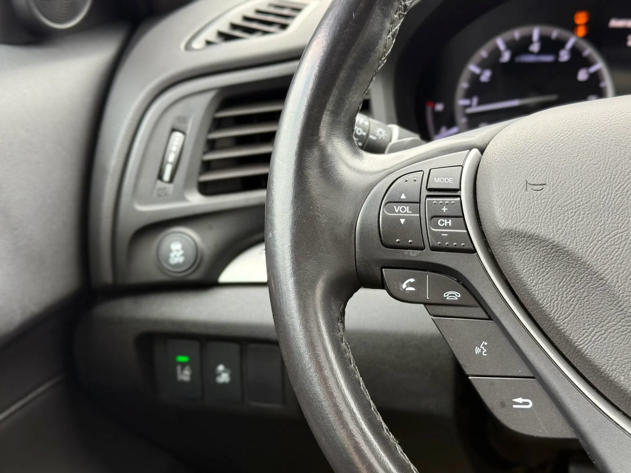Used 2020 Acura ILX FWD image 22