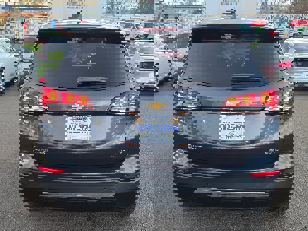 Used 2022 Chevrolet Equinox LT image 4
