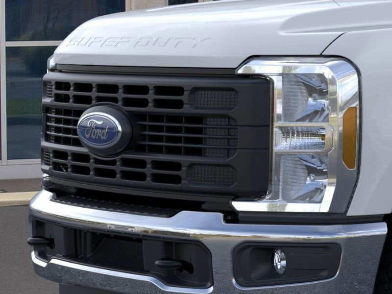 New 2026 Ford F250 XL w/ XL Off-Road Package image 18