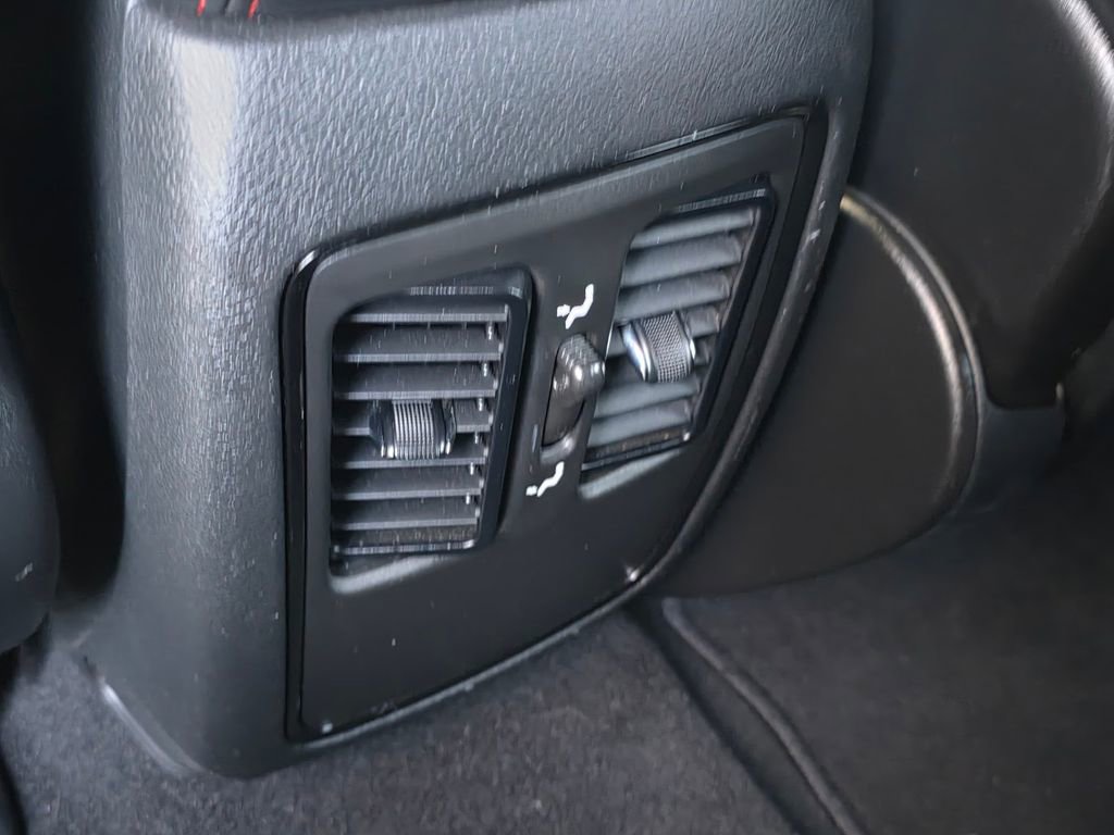 Used 2023 Dodge Durango GT w/ Blacktop Package image 17