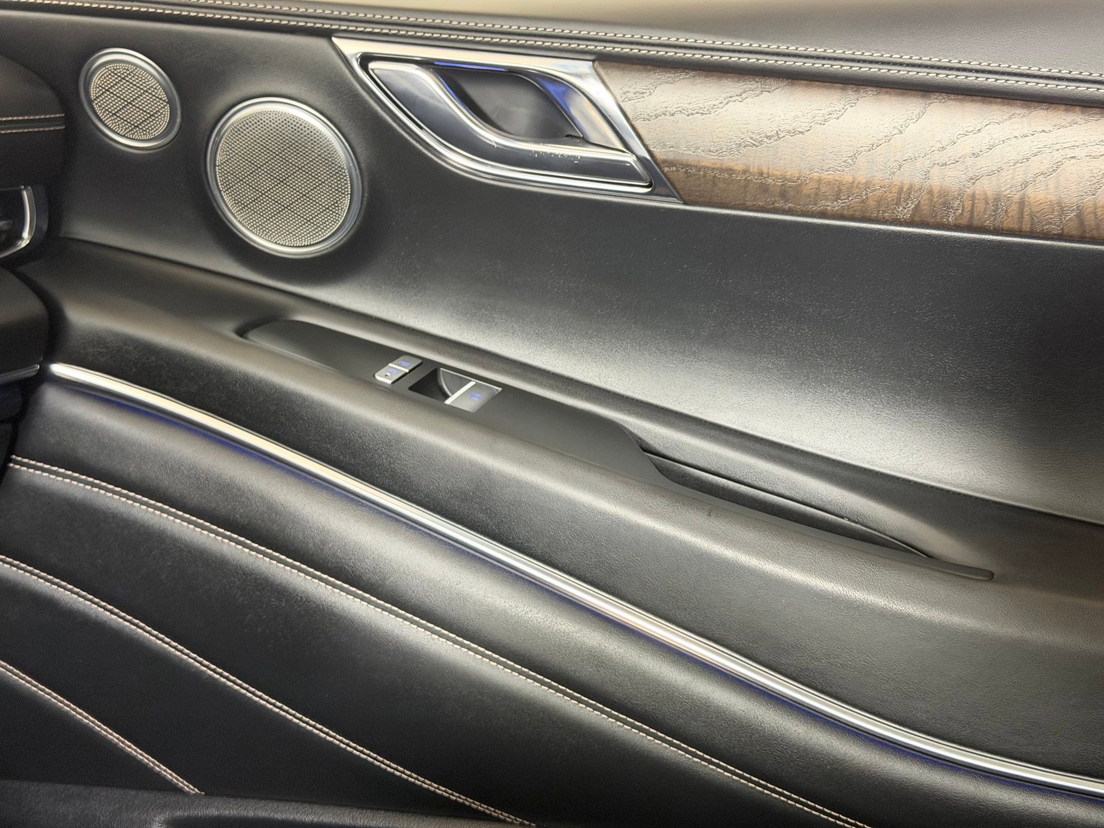 Used 2023 Genesis GV80 3.5T w/ Prestige Package image 26