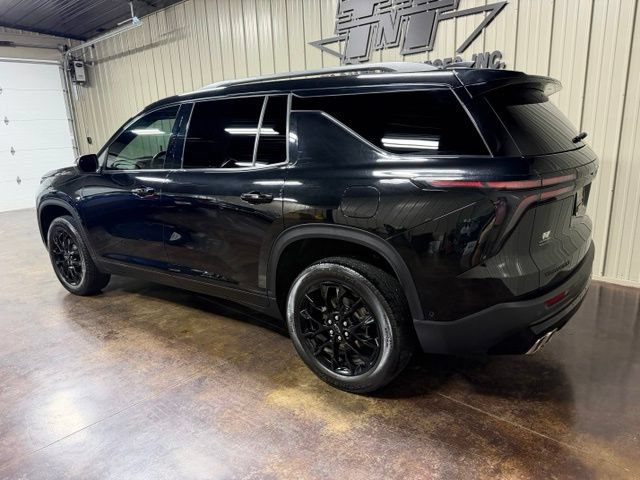 Used 2024 Chevrolet Traverse LT w/ Enhanced Driving Package FWD image 5