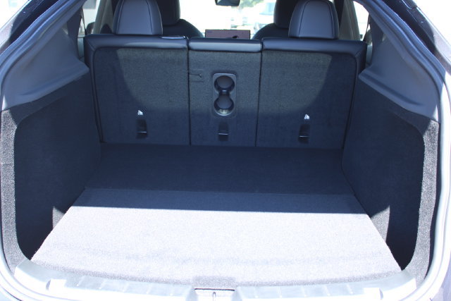 Used 2026 Tesla Model Y 2WD image 32