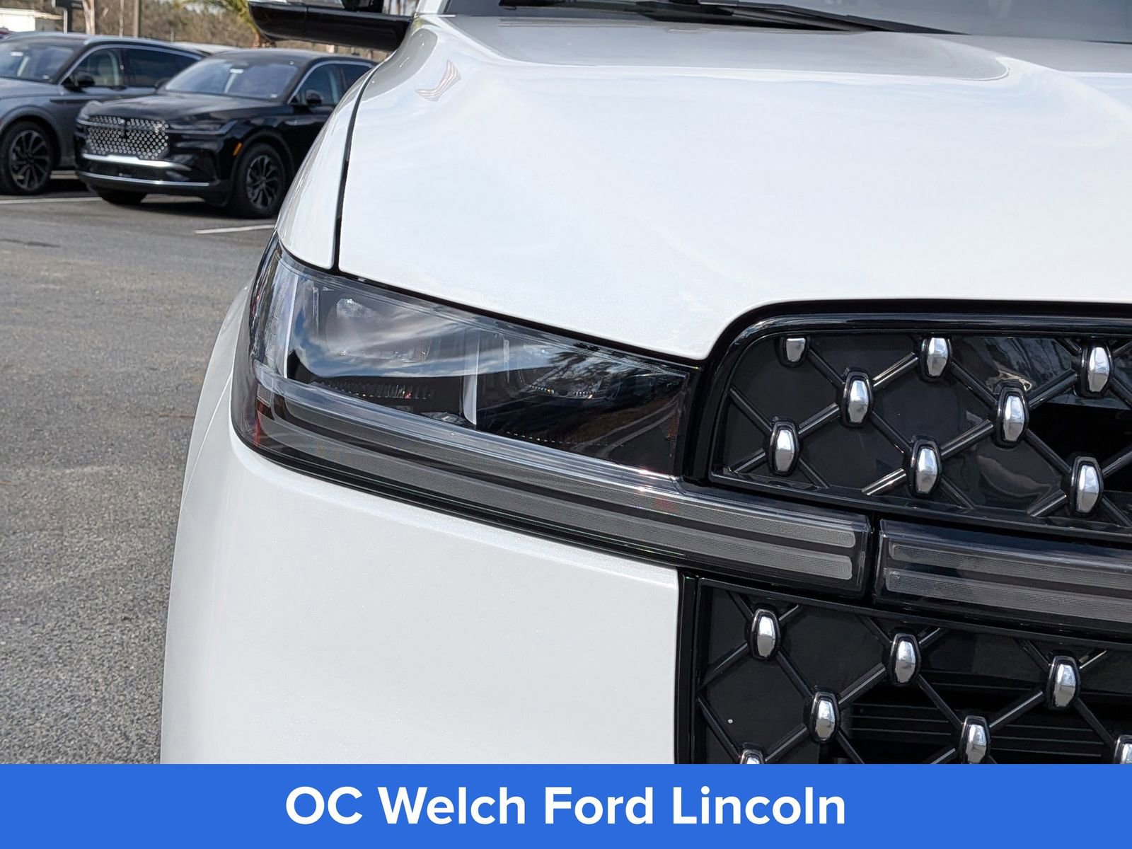 Certified 2025 Lincoln Navigator L Black Label AWD/4WD image 12