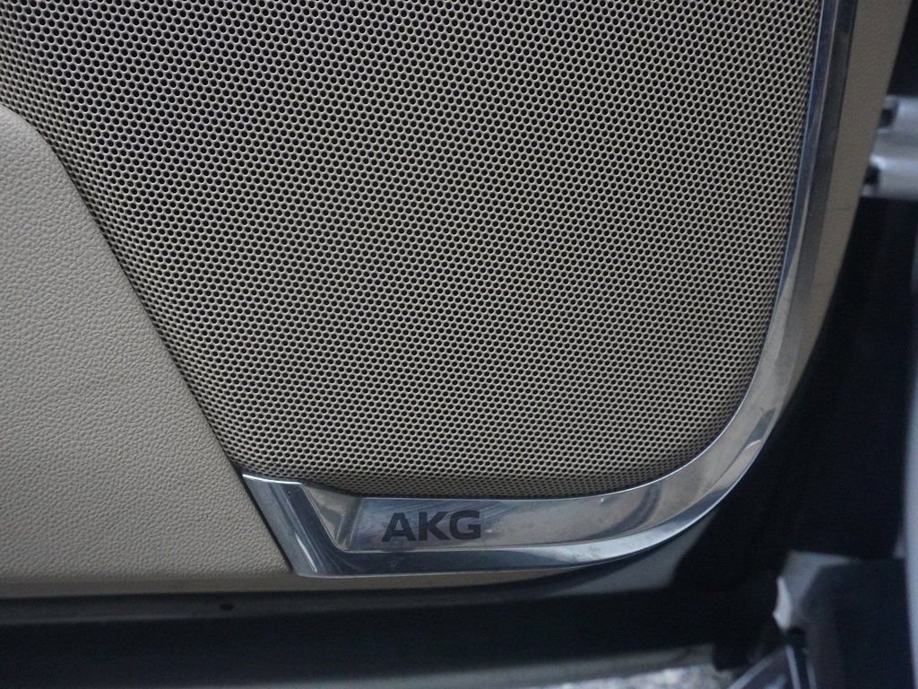 Used 2021 Cadillac Escalade ESV Premium Luxury image 56