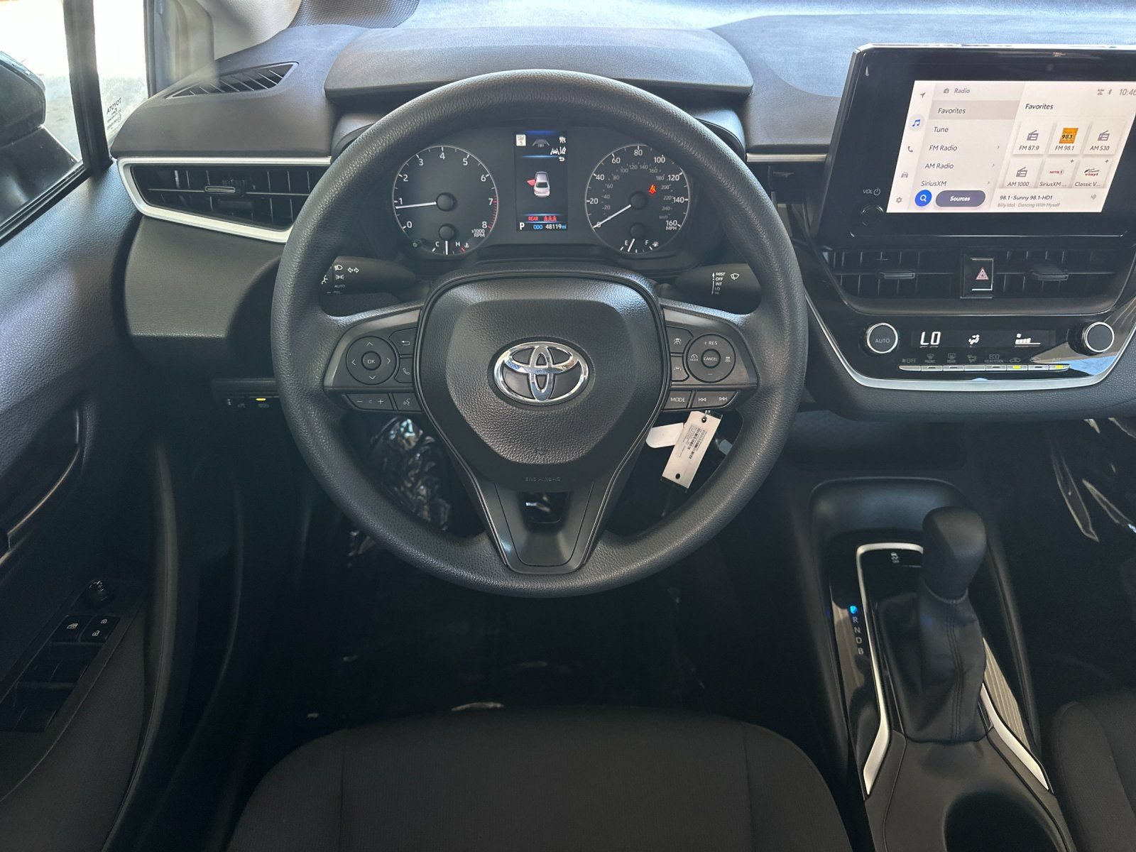 Used 2025 Toyota Corolla LE FWD image 13