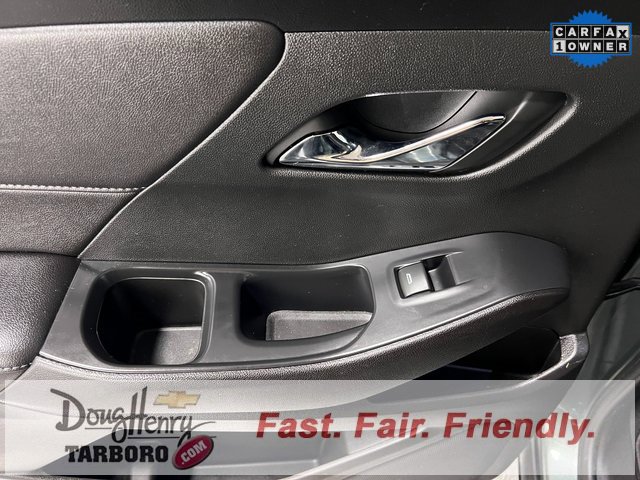 Used 2022 Chevrolet Traverse LT image 32