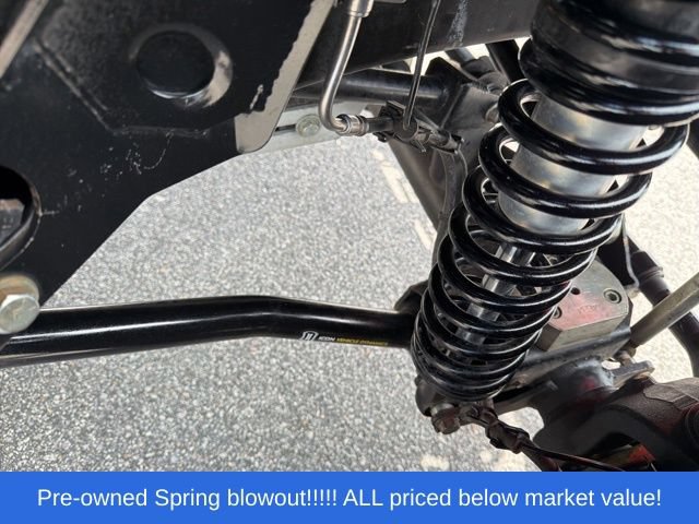 Used 2018 Jeep Wrangler Rubicon w/ Cold Weather Group AWD/4WD image 36