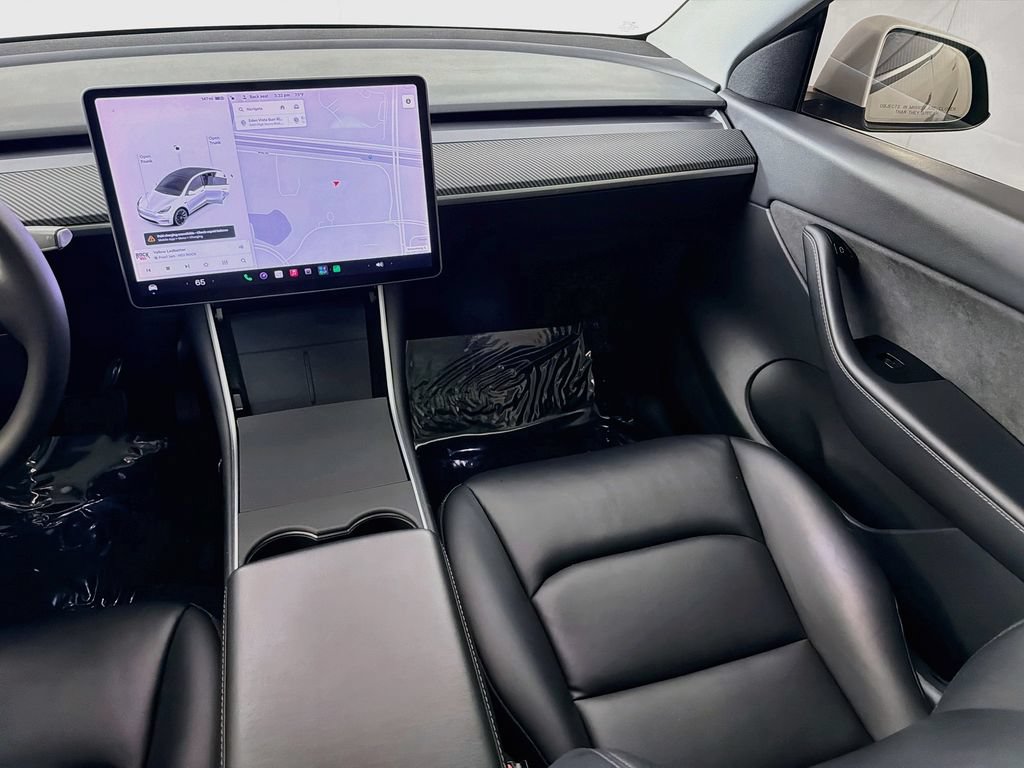 Used 2021 Tesla Model Y Long Range AWD/4WD image 24