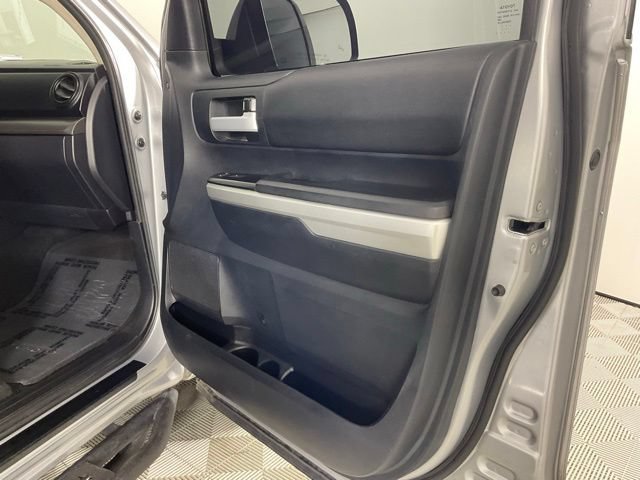 Used 2017 Toyota Tundra SR5 w/ SR5 Upgrade Package RWD image 28