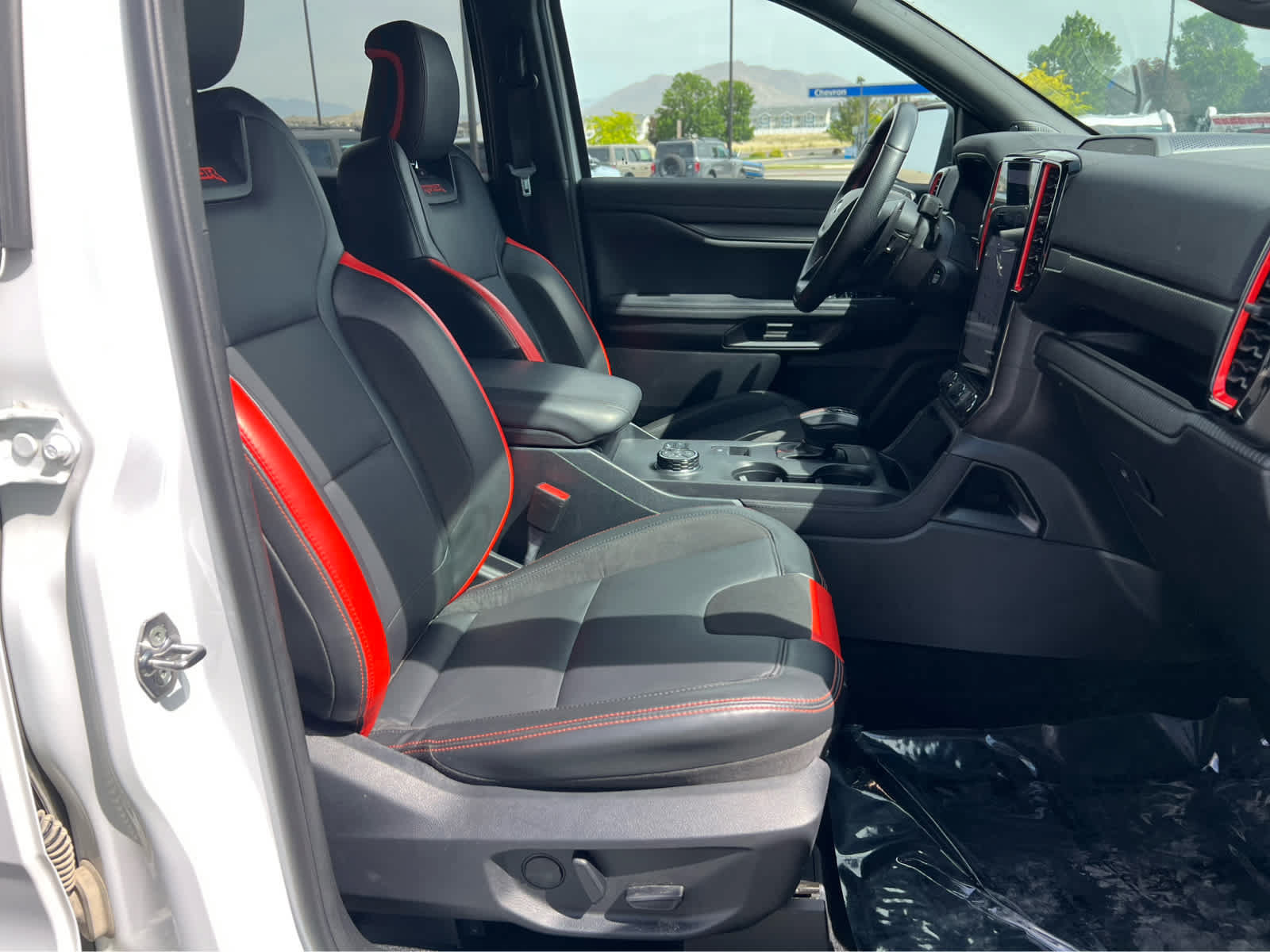 Certified 2025 Ford Ranger Raptor AWD/4WD image 17