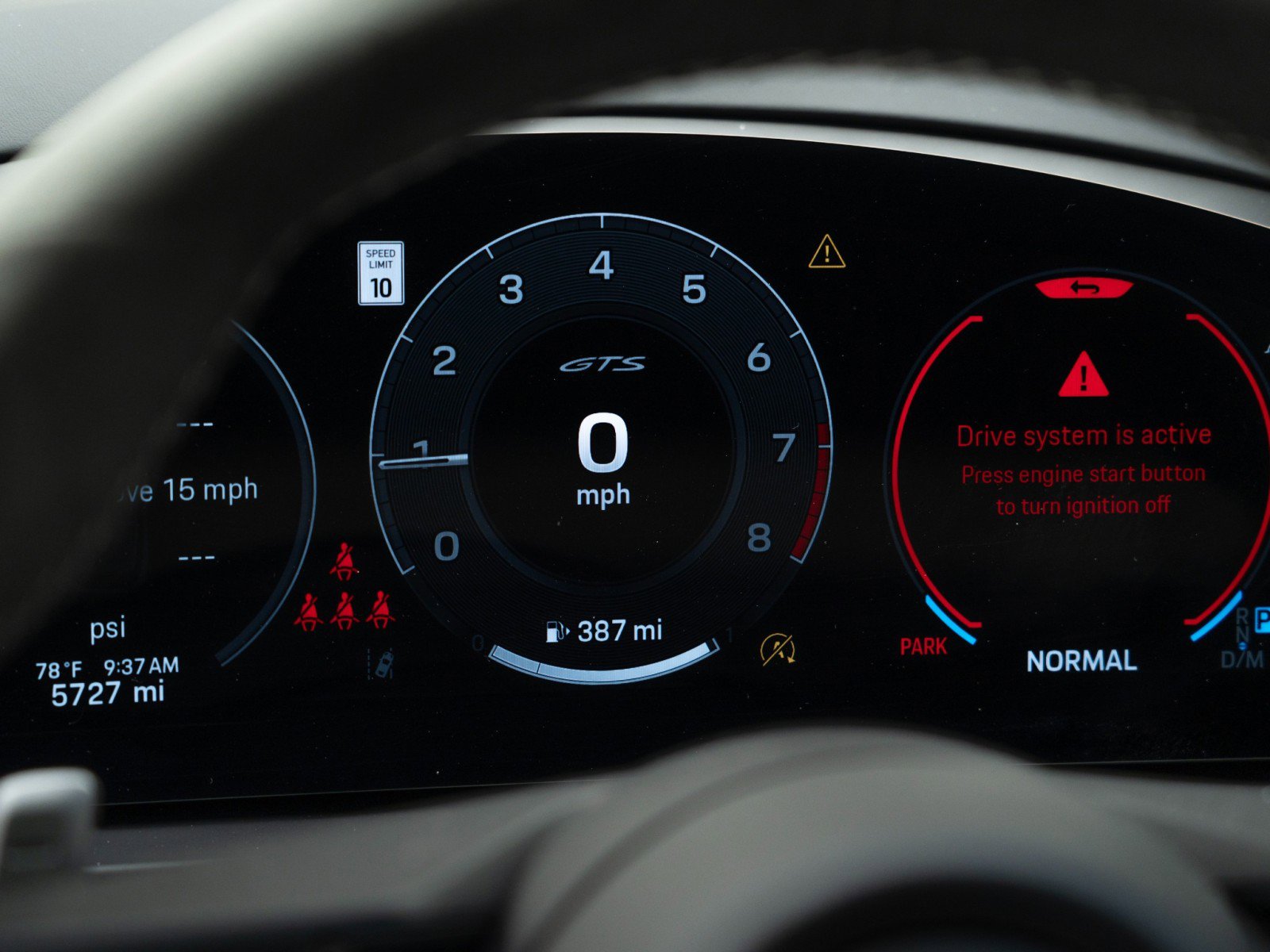 Certified 2025 Porsche Cayenne GTS image 23