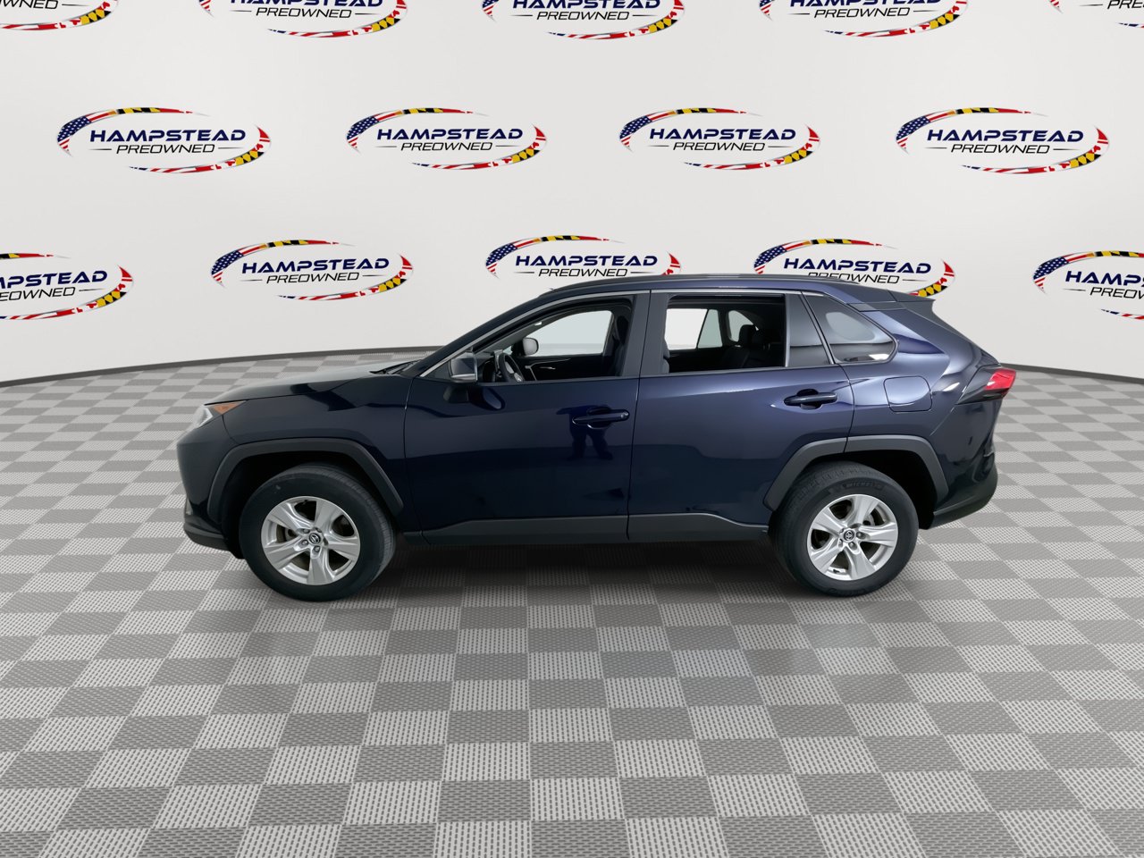 Used 2021 Toyota RAV4 XLE AWD/4WD image 5