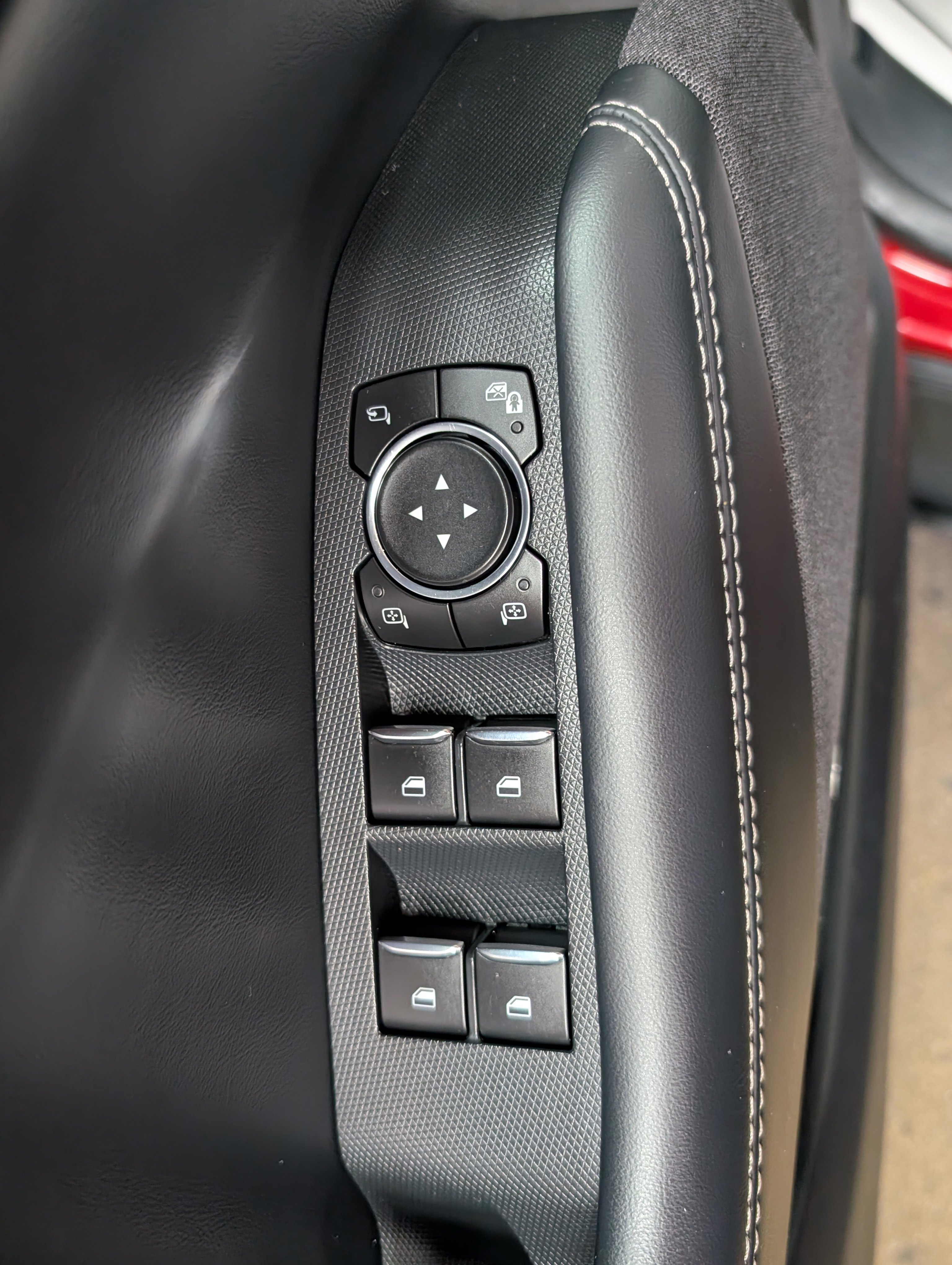 Used 2021 Ford Mustang Mach-E Premium image 15