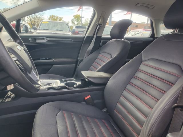 Used 2013 Ford Fusion SE image 12