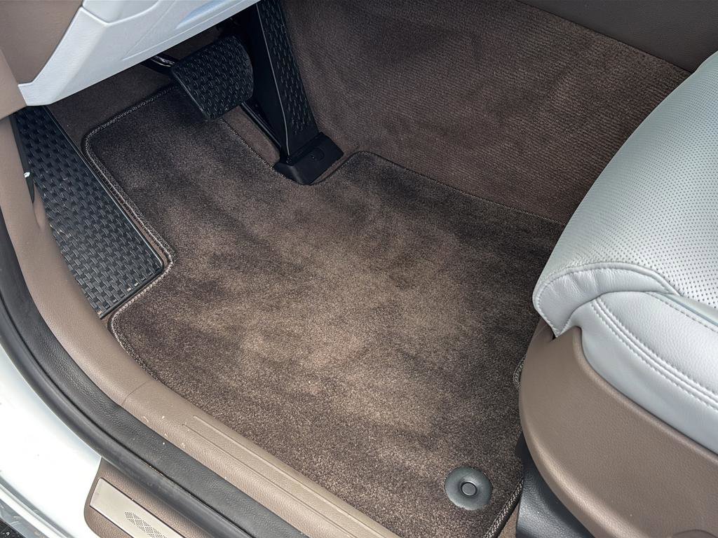 Certified 2026 Genesis GV70 2.5T Advanced AWD/4WD image 18