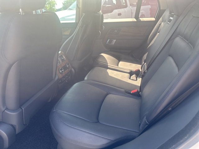 Used 2019 Land Rover Range Rover HSE image 20