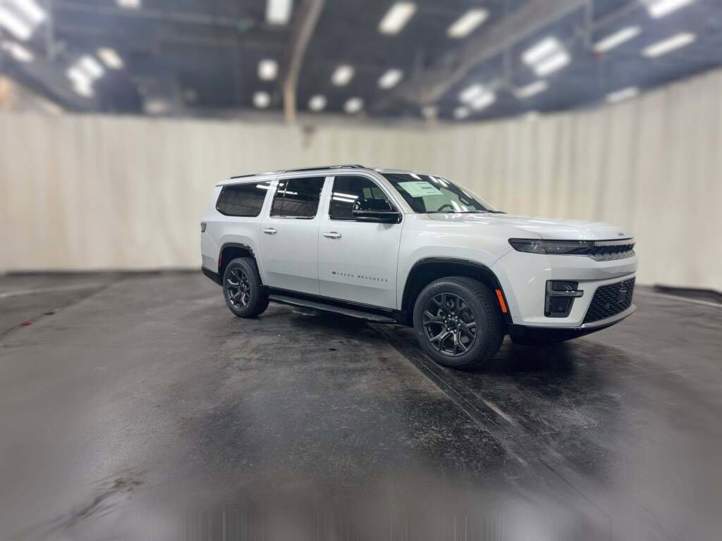 New 2026 Jeep Grand Wagoneer L Limited image 16