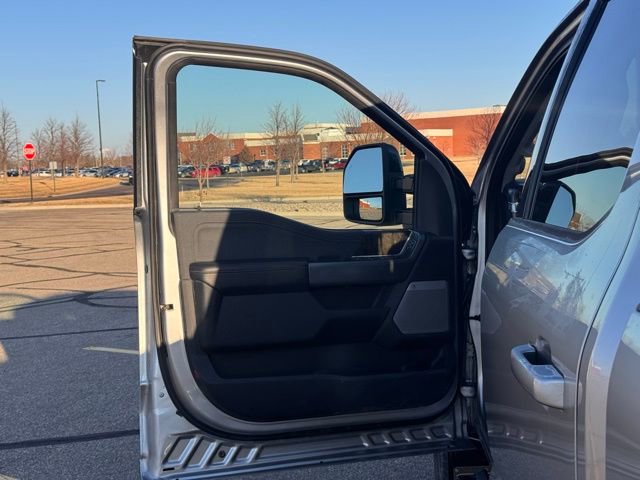 Used 2024 Ford F350 Lariat image 4