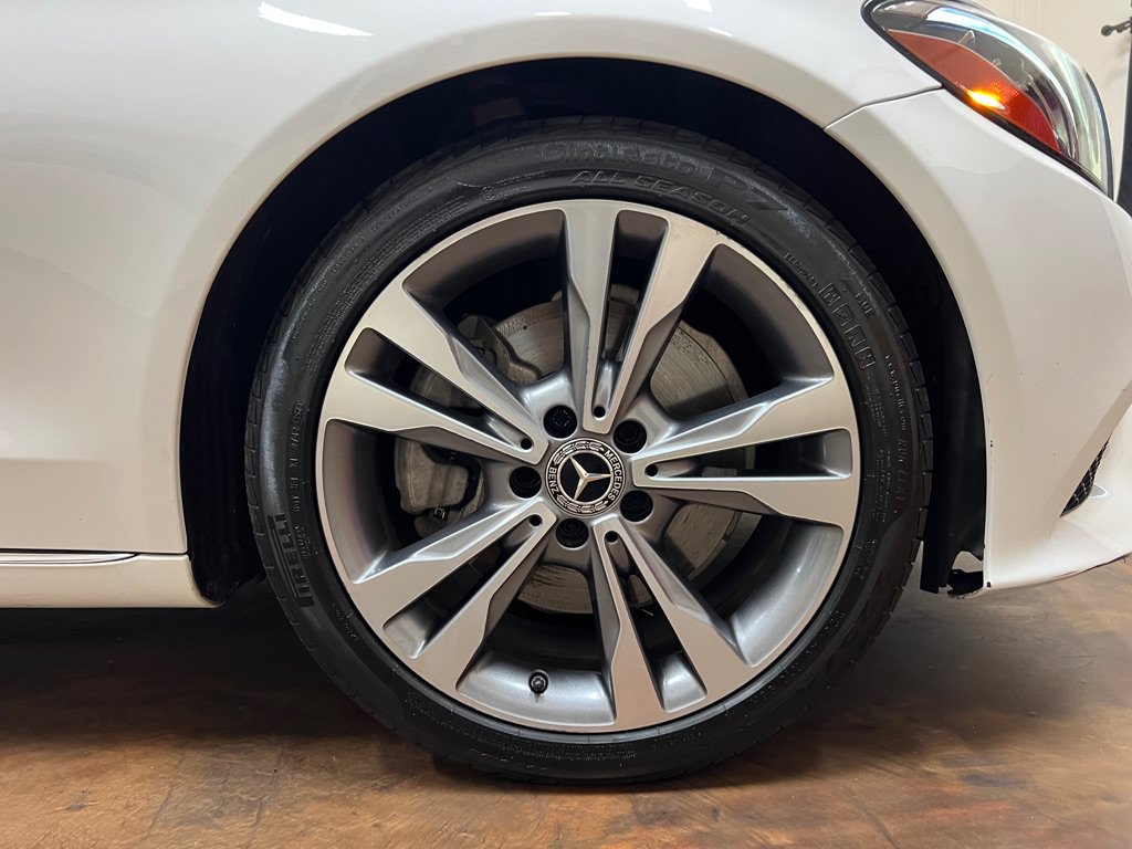 Used 2019 Mercedes-Benz C 300 Sedan image 11