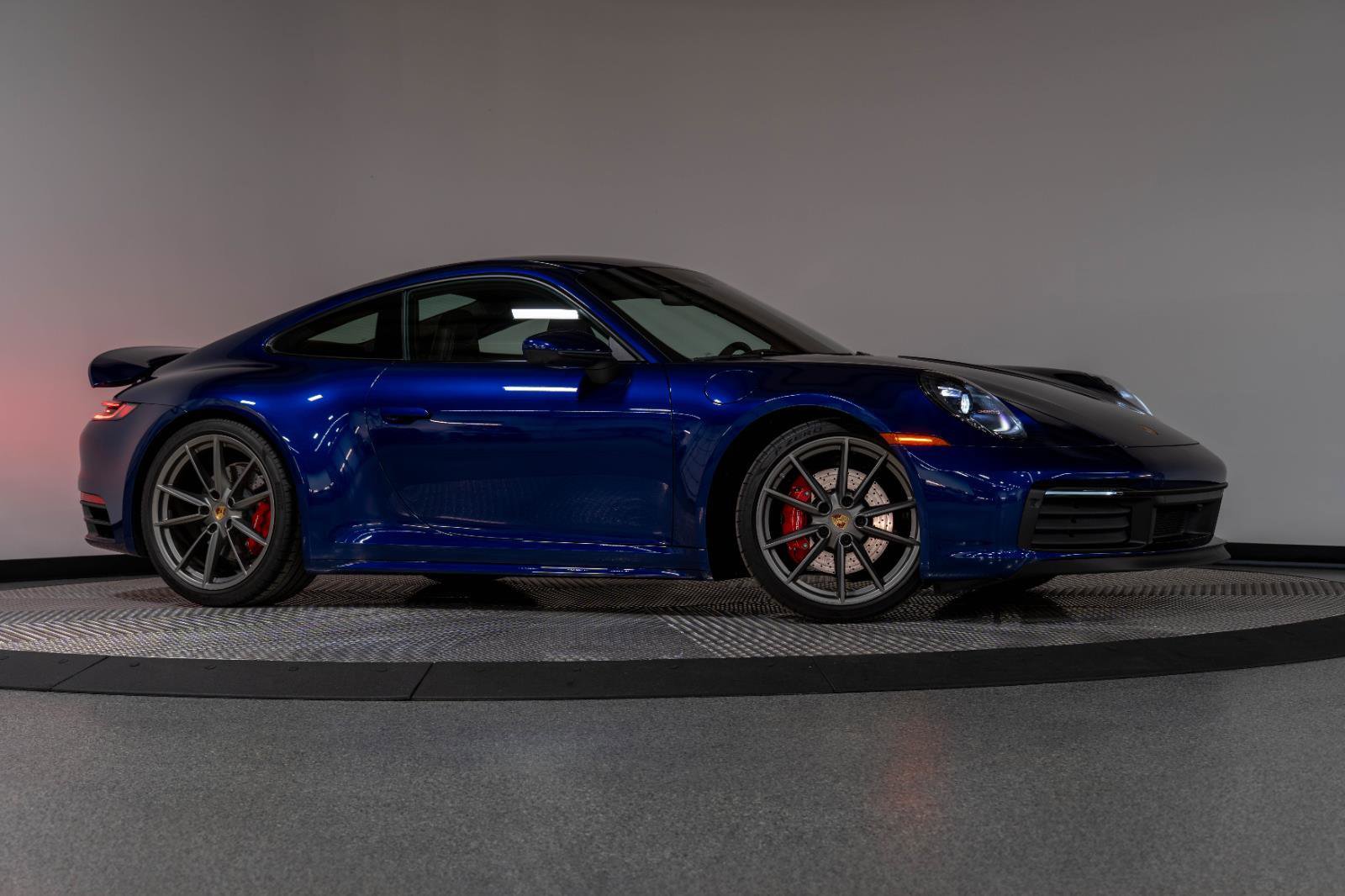 Used 2024 Porsche 911 Carrera 4S AWD/4WD image 30