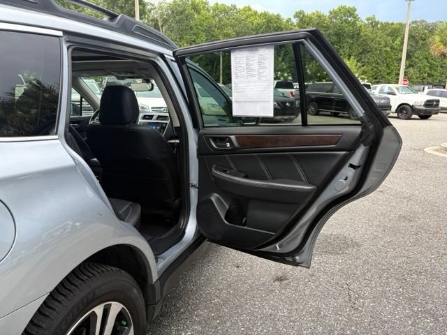 Used 2019 Subaru Outback 2.5i Limited AWD/4WD image 27